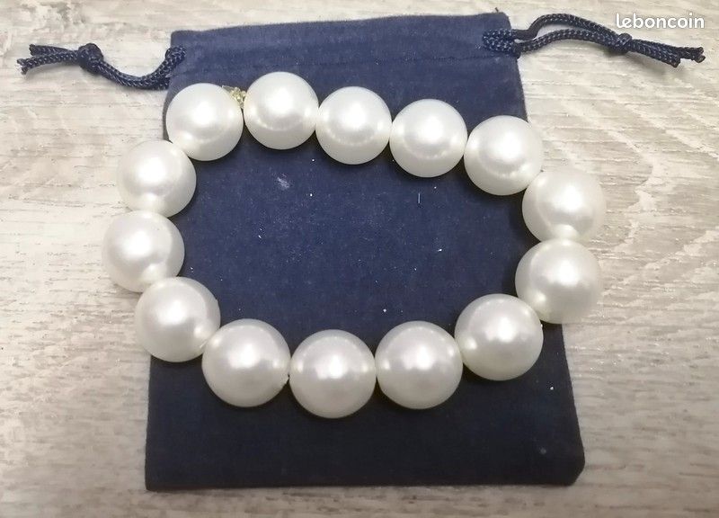 Bracelet perles factices blanches extensible EGL Lolita Mariage élégant (image 1)