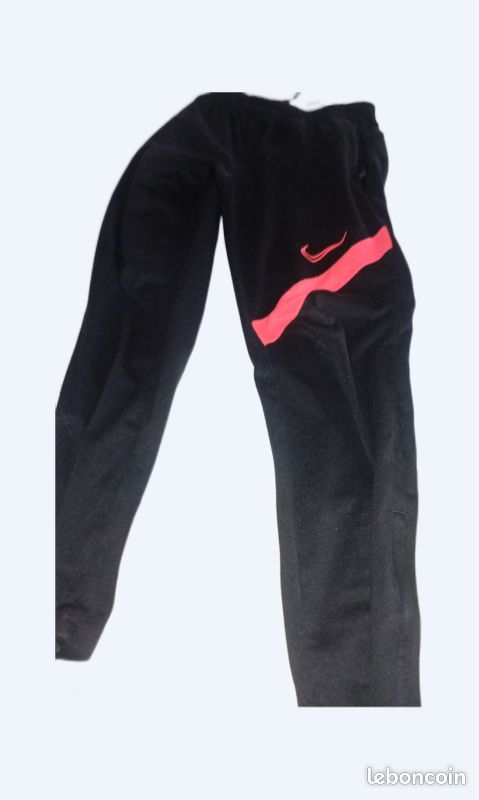 Pantalon nike (image 1)