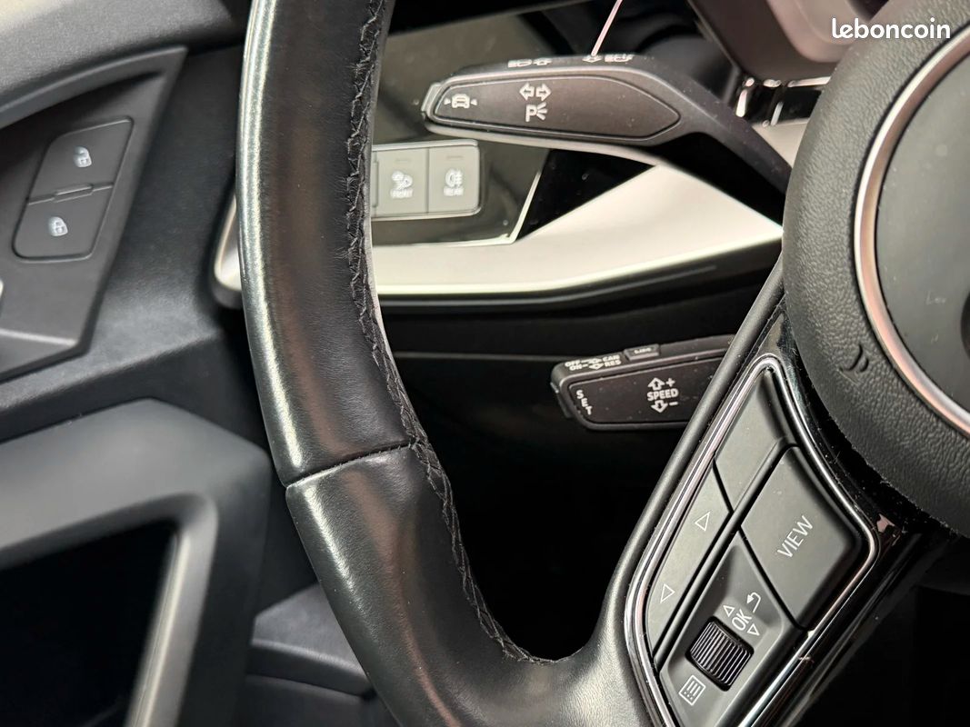 AUDI A3 SPORTBACK 35 TFSI Mild Hybrid 150 S tronic 7 Business line Suivi entretien Complet (image 32)