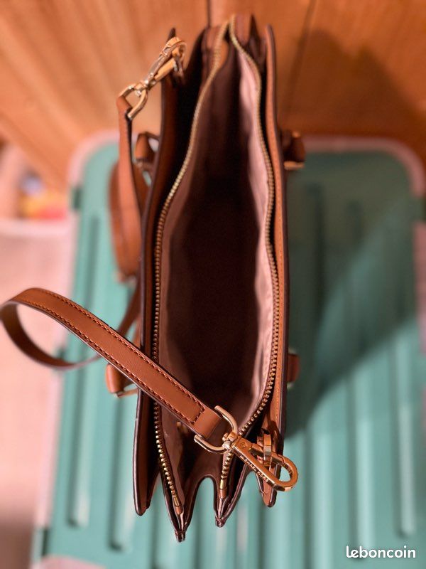Vends sac Mikael Kors (image 3)
