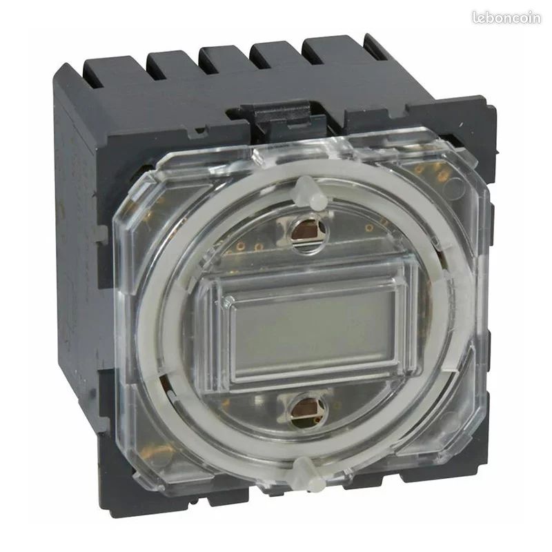 Lot électricité/domotique Legrand – Détecteurs de mouvement, interrupteurs de volets roulants, programmateurs, contrôleurs – Neufs (image 8)