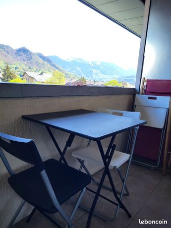 Studio avec balcon