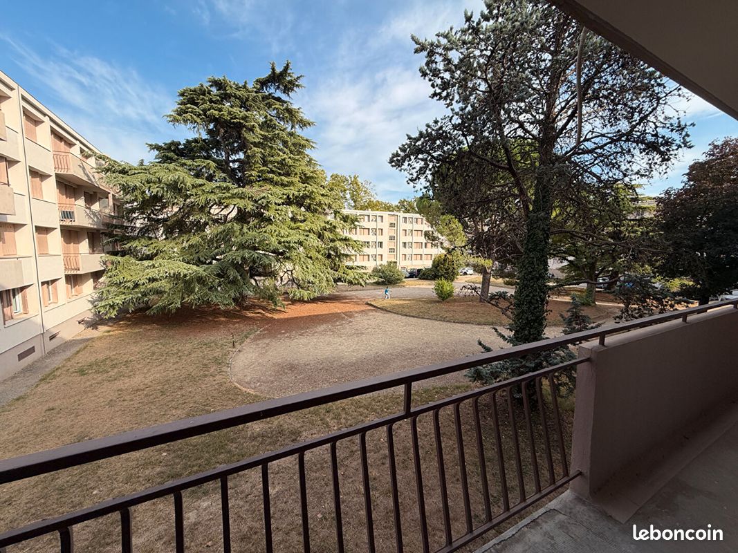 Appartement 4 pièces 69 m² · à Avignon · 69 m² · 93 000 €