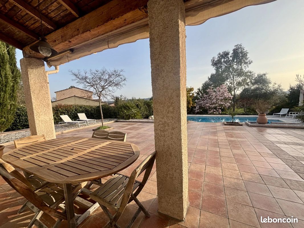 Maison 6 pièces 130 m² · à Tourrettes · 130 m² · 645 000 €