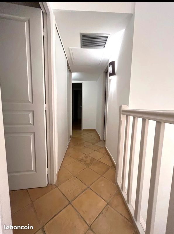 Appartement 4 pièces 93 m² · à Aix-en-Provence · 93 m² · 2 400 €/mois