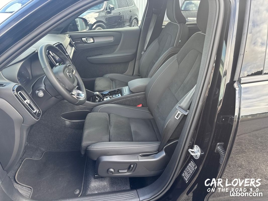VOLVO XC40 B3 163 ch DCT7 Ultra (image 23)