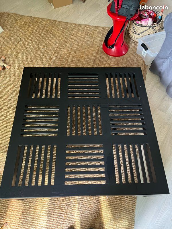 Table basse carrée (image 2)