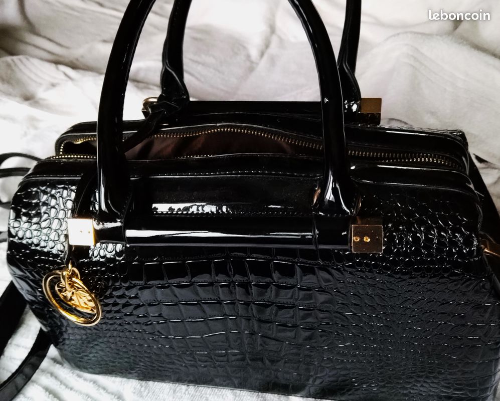 Grand Sac Fourre-tout / Sac à Main En Simili Cuir Noir Avec Fermeture Laiton - Neuf Sans étiquette