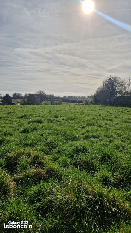 Terrain à vendre · à Écueillé · 40 000 €