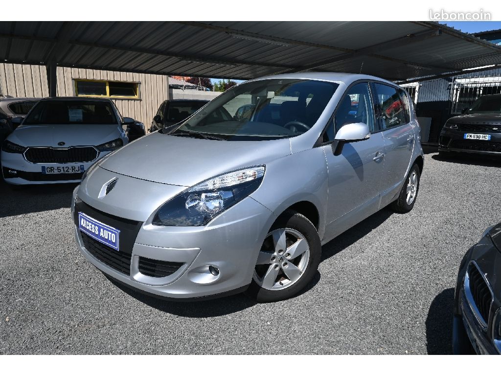 Renault Scénic III dCi 105 eco2 Dynamique (image 1)