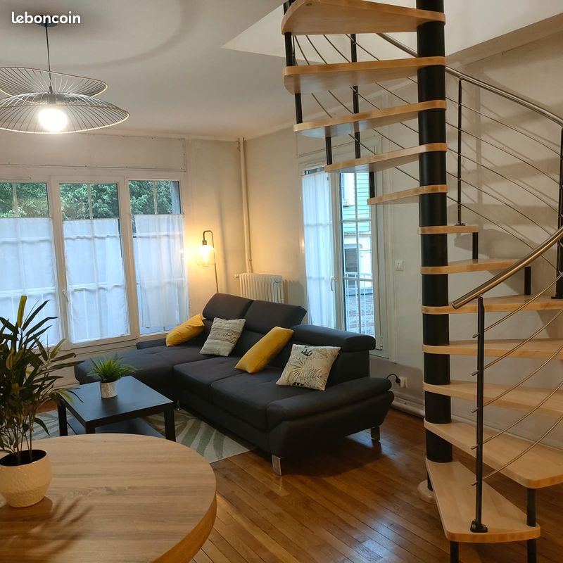 Appartement 6 pièces 100 m² · à Amiens · 100 m² · 525 €
