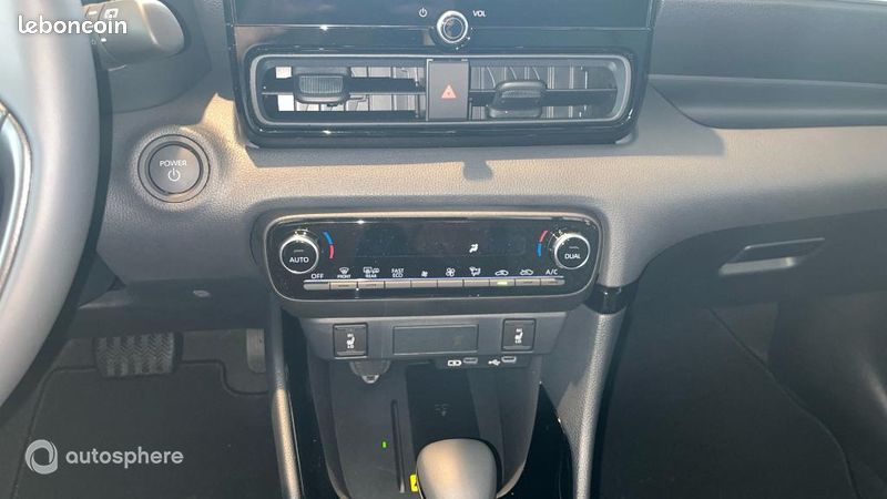 Toyota Yaris 130h Collection 5p MY26 (image 26)