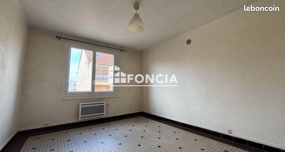 Appartement 3 pièces 49 m² · à Villeurbanne · 49 m² · 716 €/mois