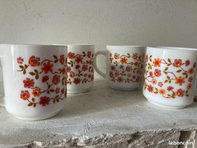 Lot De 2 Tasses à Café Arcopal Scania - Vintage Seventies Motifs Fleurs