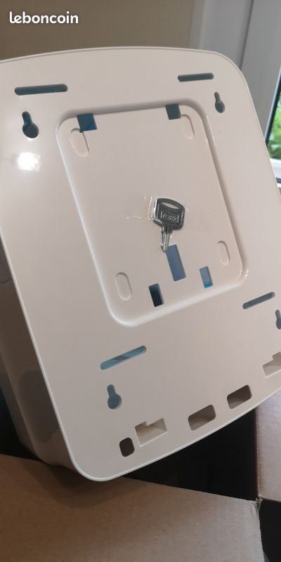 Distributeur Essuie mains TORK NEUF (image 7)