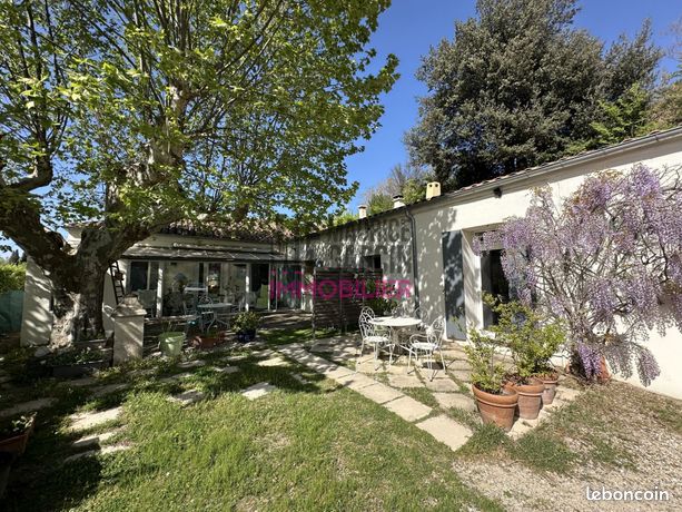 Propriété 5 pièces 182 m²