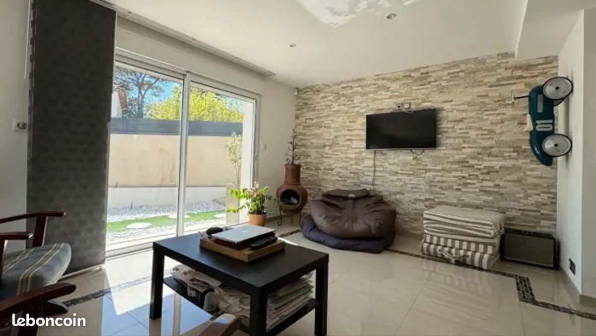 Maison 4 pièces 140 m² · à Saint-Maximin-la-Sainte-Baume · 140 m² · 2 150 €/mois