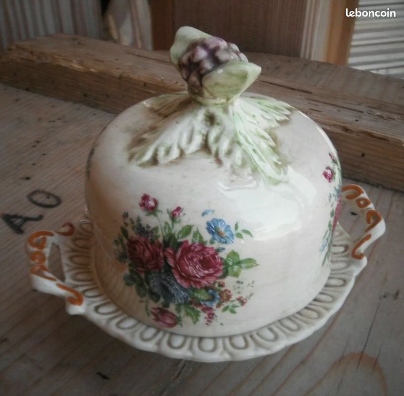 THUN, Bonbonnière à Gâteau De 18 Ans Avec Trèfle En Céramique Décorée à La Main, 6,5 X 6,5 X 6,7 Cm H