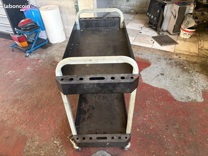 SERVANTE A ROULETTES D ATELIER MAGNUSSON / 30e (image 3)