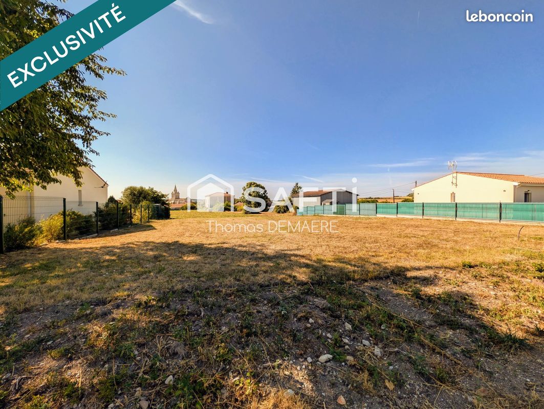 Terrain 900 m² · à Tugéras-Saint-Maurice · 900 m² · 25 000 €