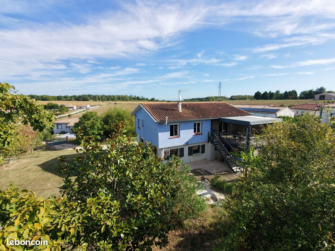 Maison 4 pièces 136 m² · à Castelnau-d'Estrétefonds · 136 m² · 370 000 €
