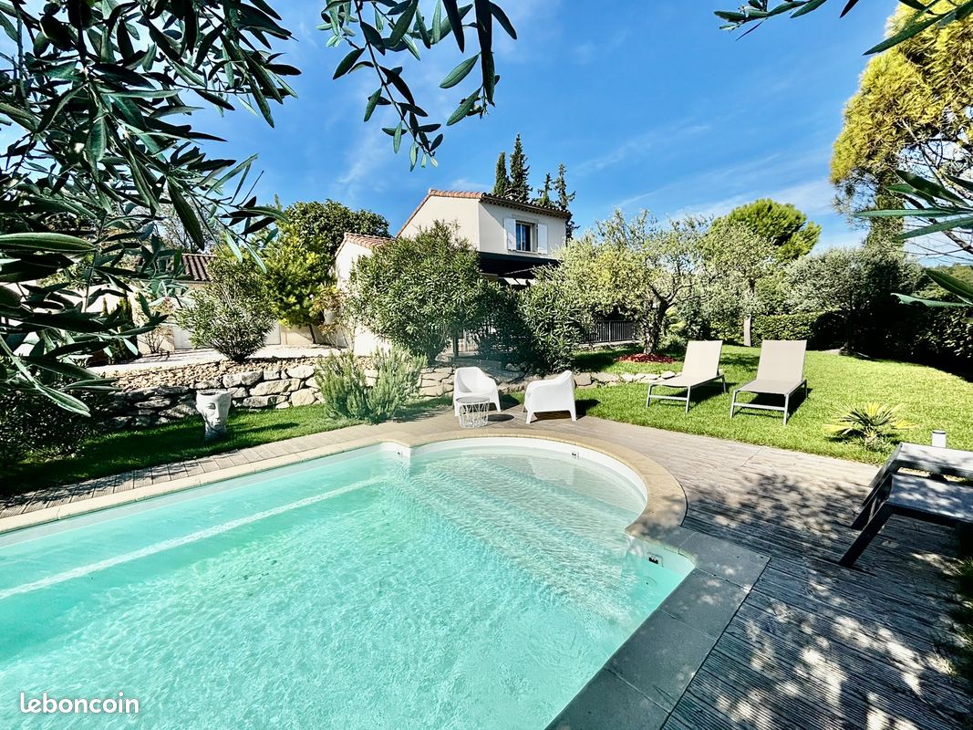 Maison 5 pièces 145 m² · à Malaucène · 145 m² · 850 000 €