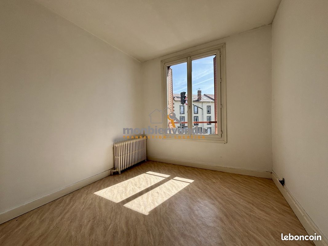 Appartement 3 pièces 47 m² · à Aurillac · 47 m² · 45 000 €