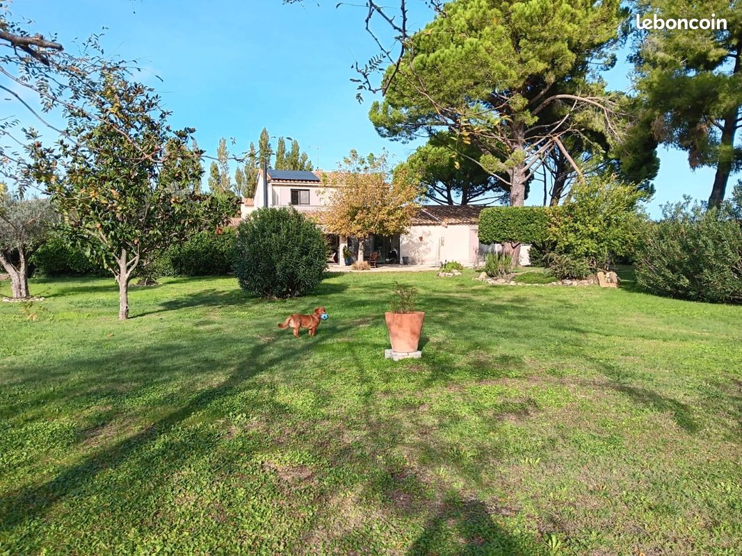 Maison 8 pièces 210 m² · à Fourques · 210 m² · 785 000 €