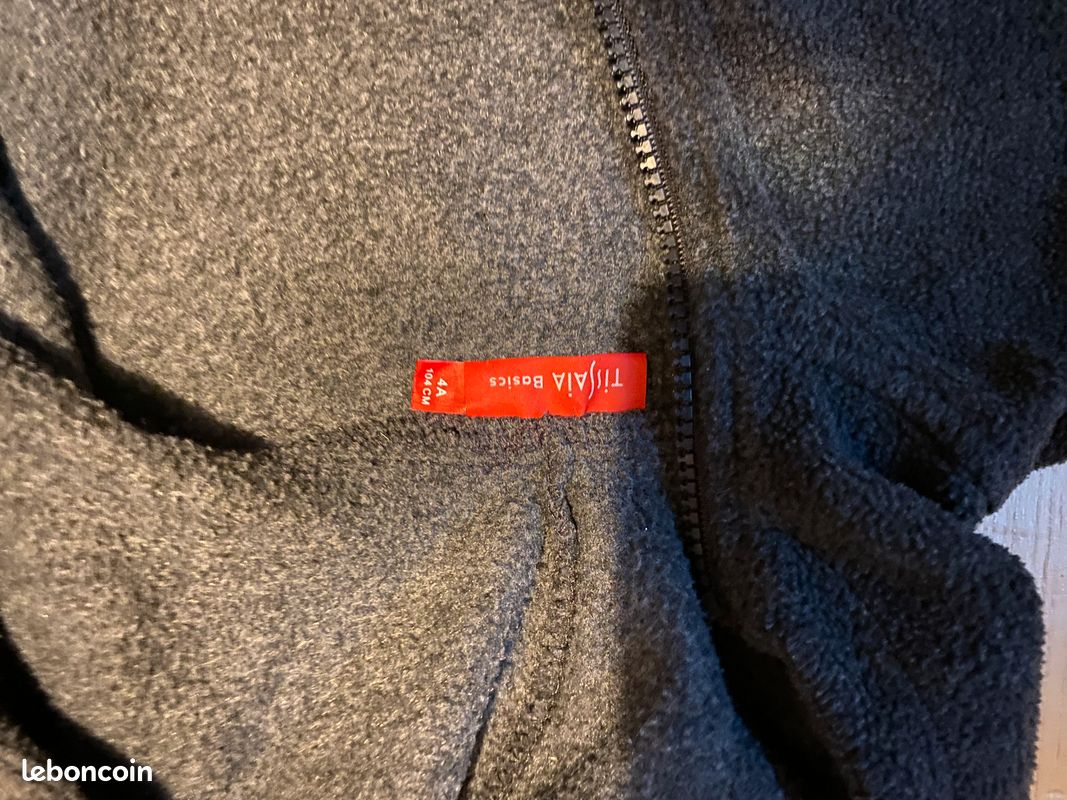 Gilet polaire 4 ans (image 2)