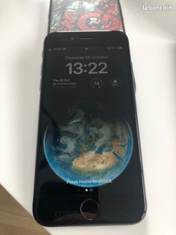 IPhone 8 64Go Gris sidéral (image 3)