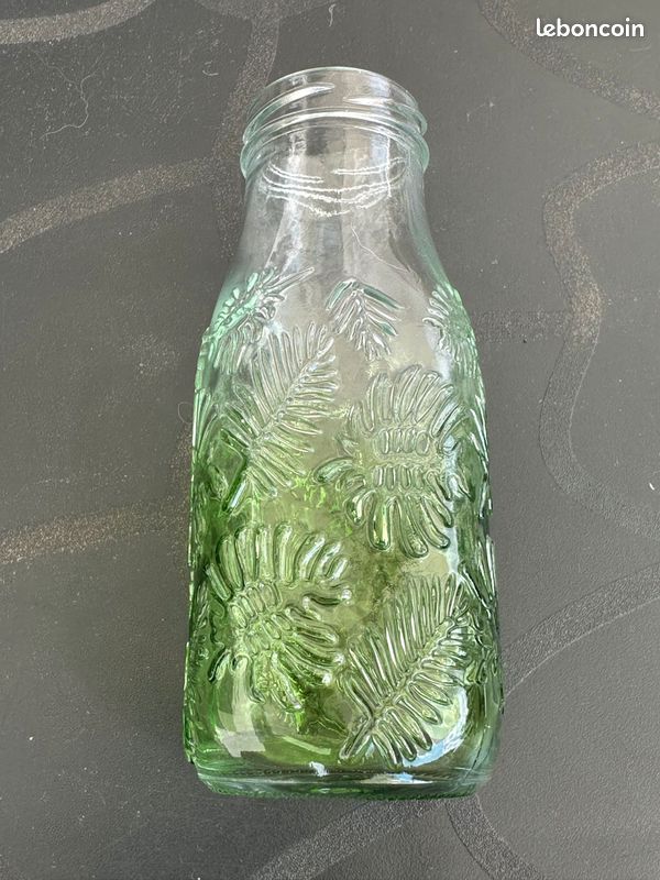Vase décoratif (image 1)