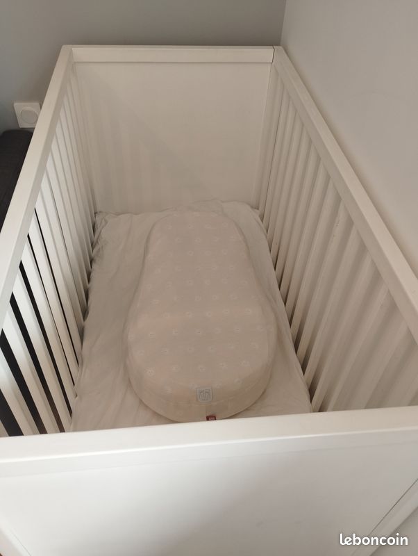 Lit bébé (image 1)