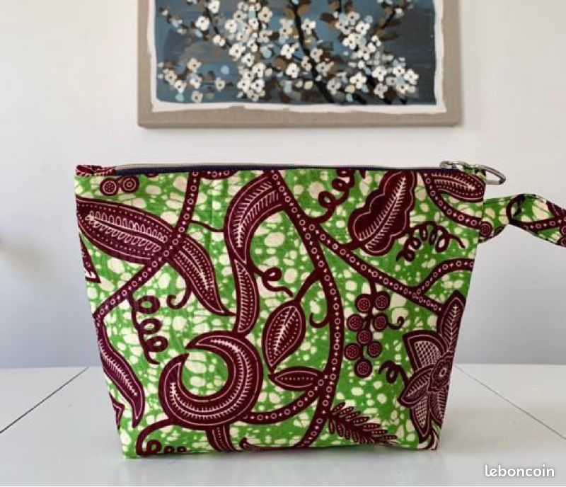 Pochette /trousse de maquillage (image 1)