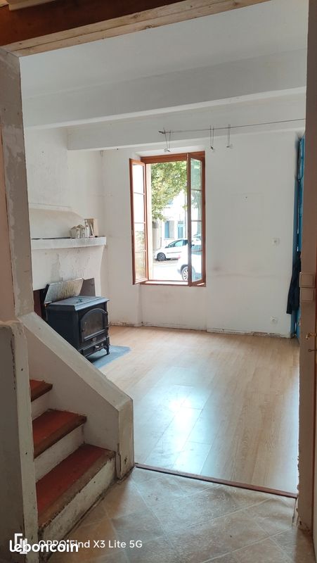 Maison 3 pièces 69 m² · à Sallèles-d'Aude · 69 m² · 59 000 €