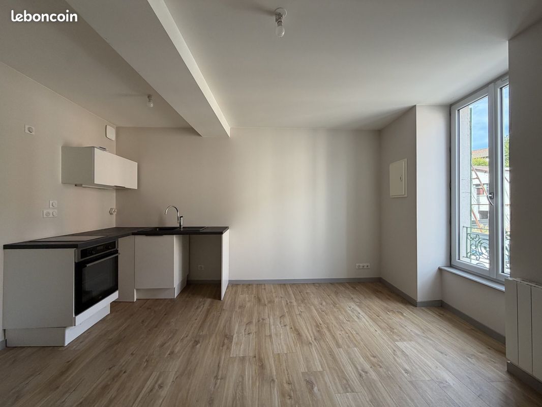 Appartement 2 pièces 33 m² · à Beaujeu · 33 m² · 514 €/mois