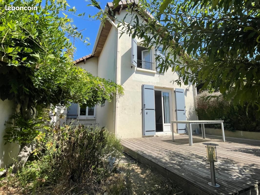 Maison 4 pièces 91 m² · à Beauchamp · 91 m² · 365 000 €