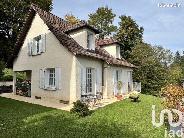 Maison 6 pièces 181 m²