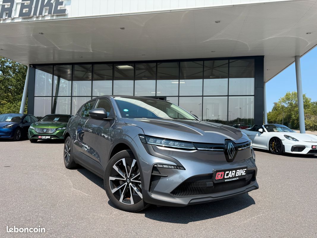 Renault Megane E-Tech 220ch Garantie 6 ans Suivi Renault Car Play Feux LED Caméra de recul Virtual cockpit 18P 335/mois (image 3)