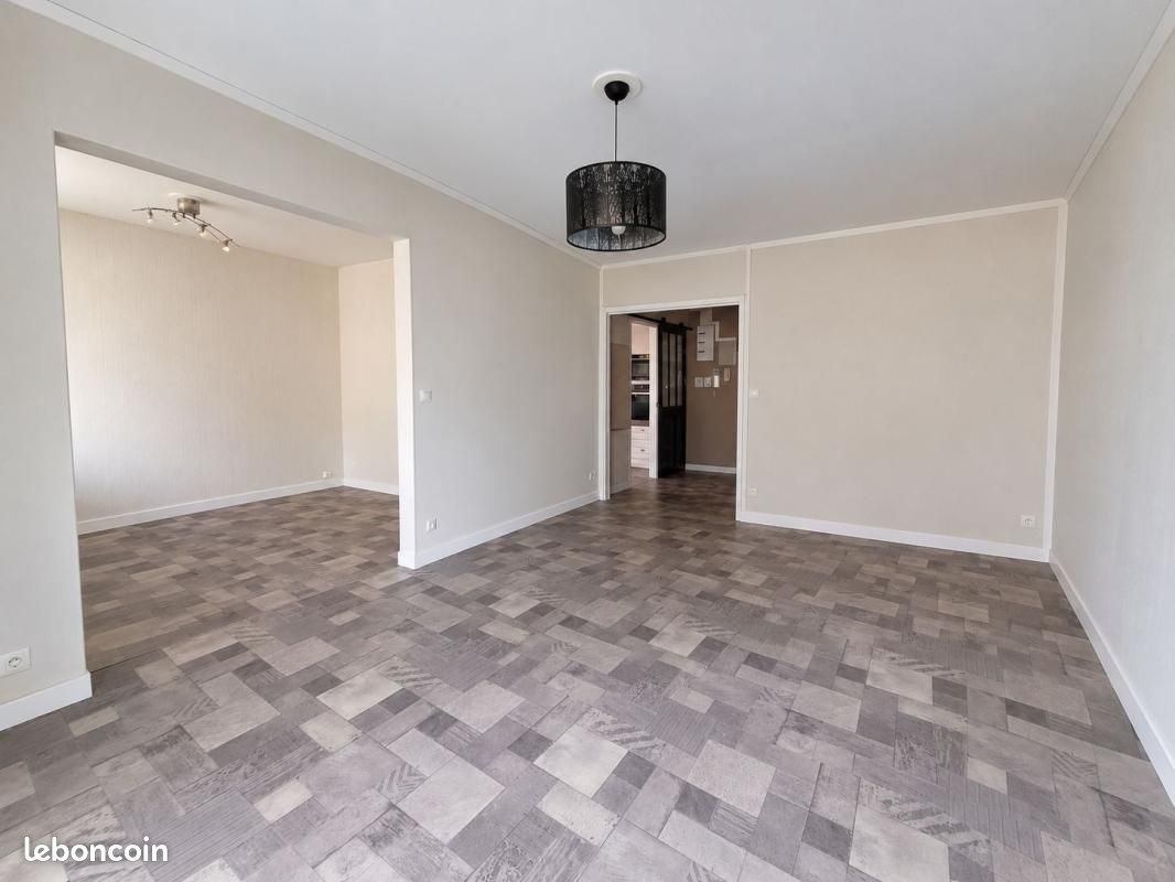 Appartement 3 pièces 84 m² · à Amiens · 84 m² · 150 000 €