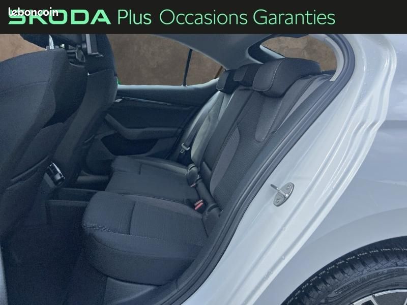 Skoda Octavia 2.0 TDI SCR 116ch Selection (image 13)