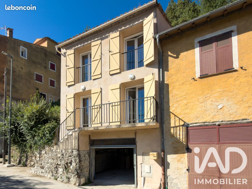 Maison 2 pièces 58 m² · à Contes · 58 m² · 245 000 €