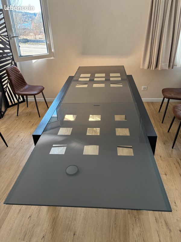 Table à manger 12 personnes (image 2)
