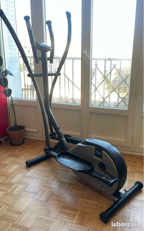 Vélo Elliptique Domyos + 06 Essential, Résistance Magnétique, Avec Affichage LCD - Occasion