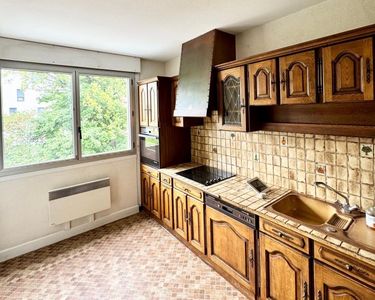 Appartement 294 000 € - 77 m²