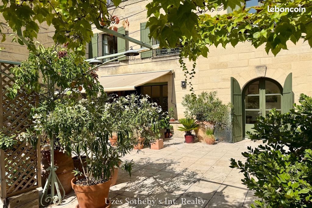 Appartement 5 pièces 256 m² · à Uzès · 256 m² · 790 000 €