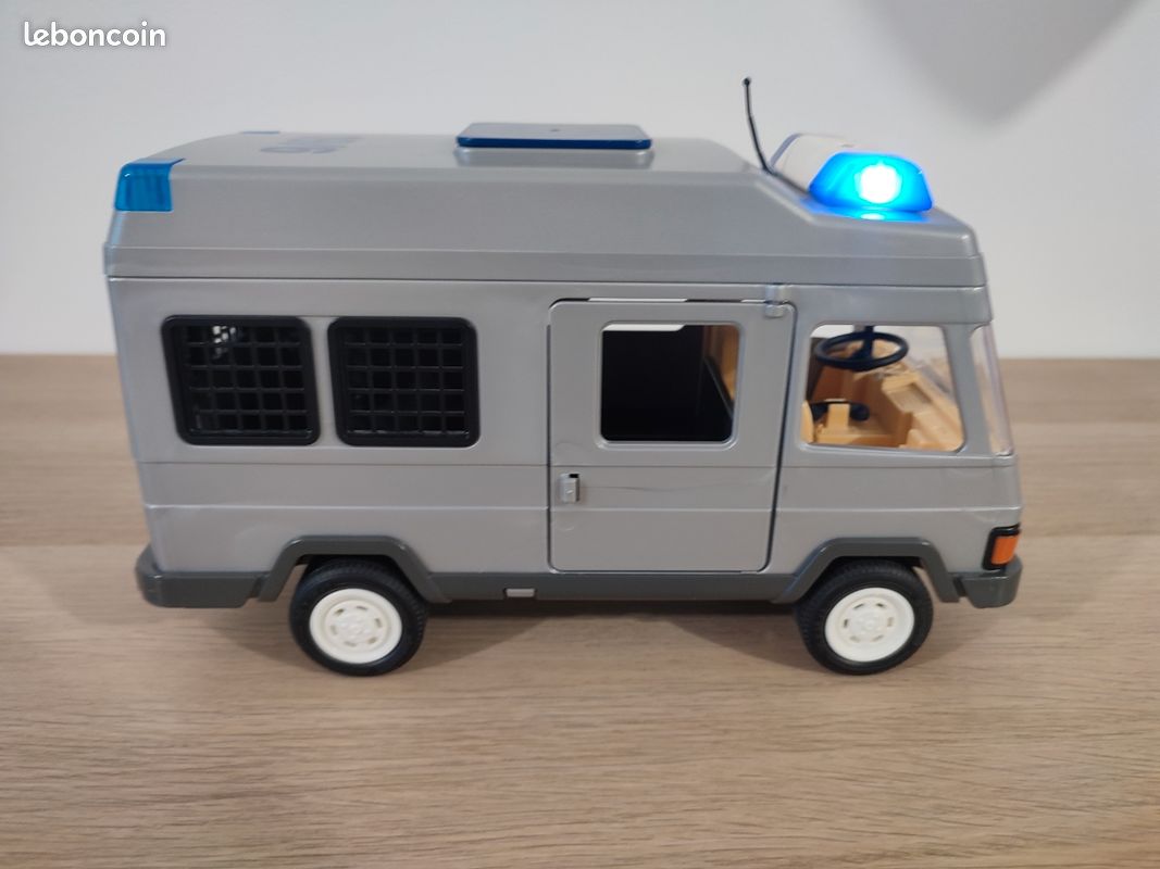Fourgon police 4023 playmobil (image 7)