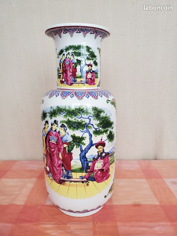 Vase decoratif (image 1)