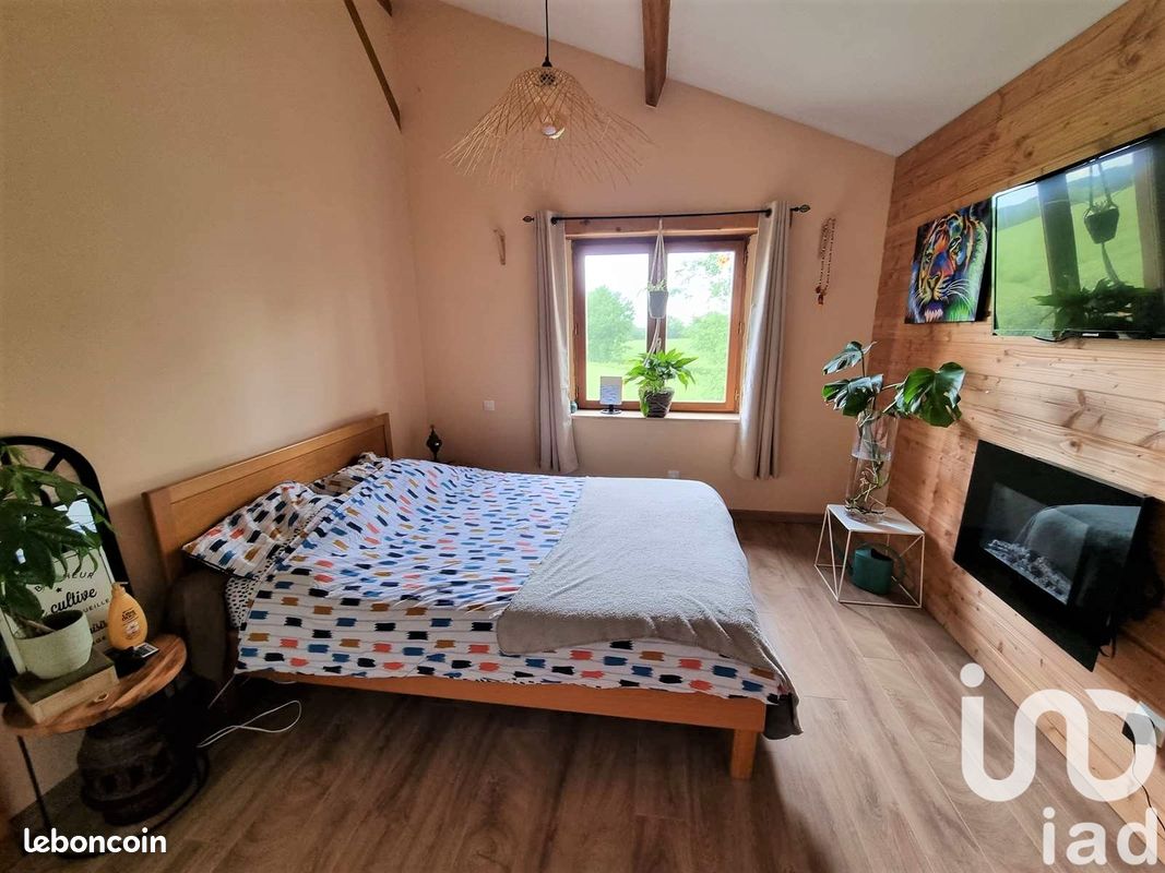 Maison en bois 5 pièces 135 m² - Les Forges 79340 (image principale 7)