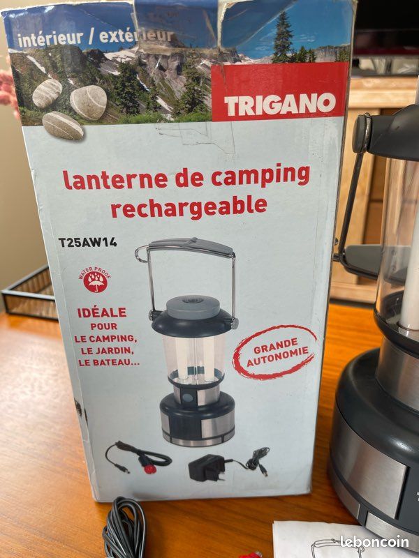 Lampe Camping 8 LED – Lanterne De Poche Trigano – Idéale Randonnée