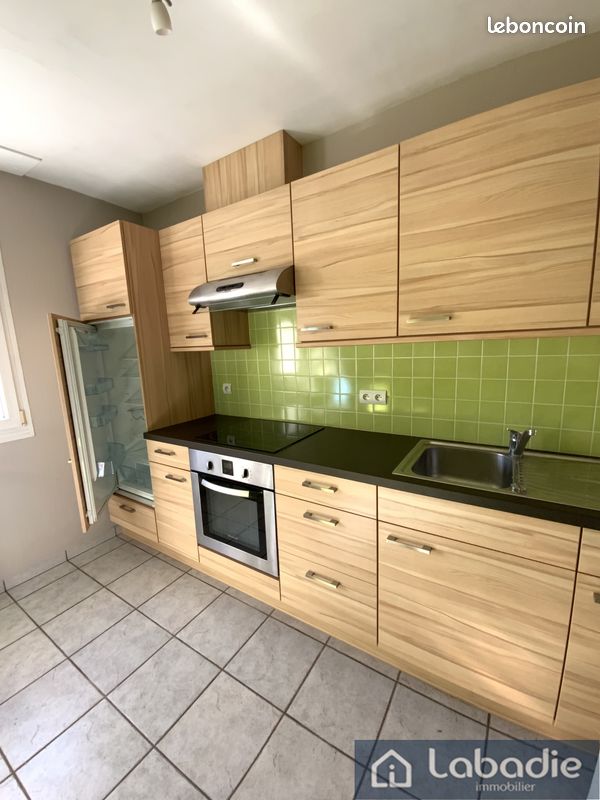 Appartement 3 pièces 64 m² · à Vire Normandie · 64 m² · 570 €/mois
